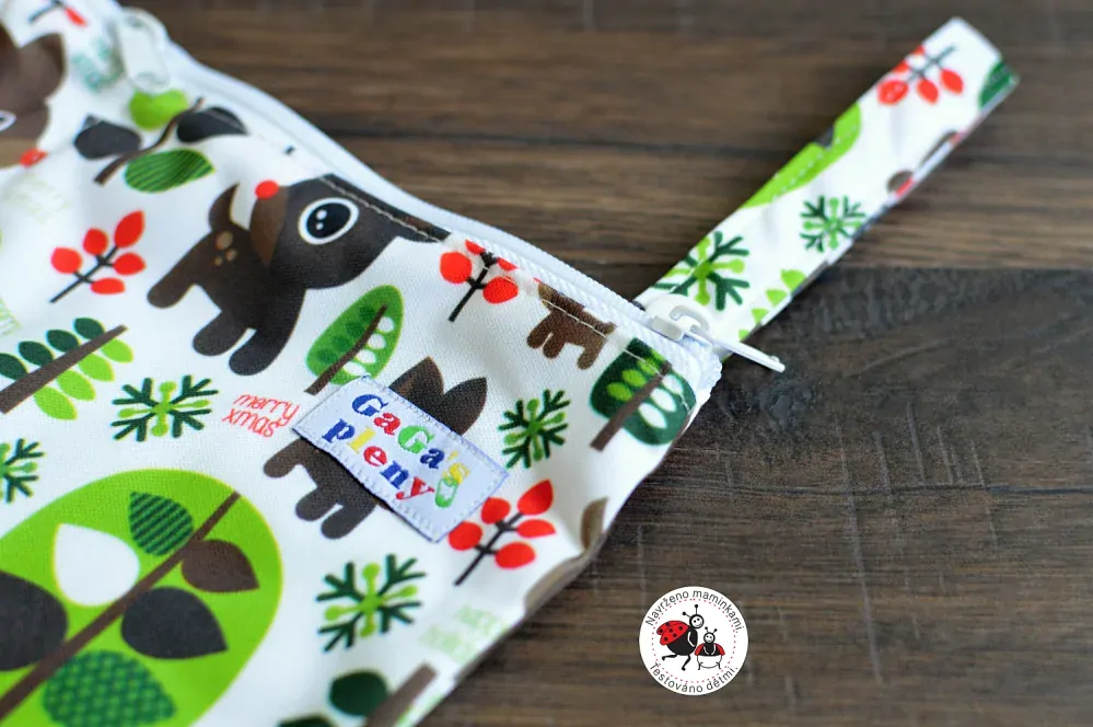 Organizér na kočár Lesní