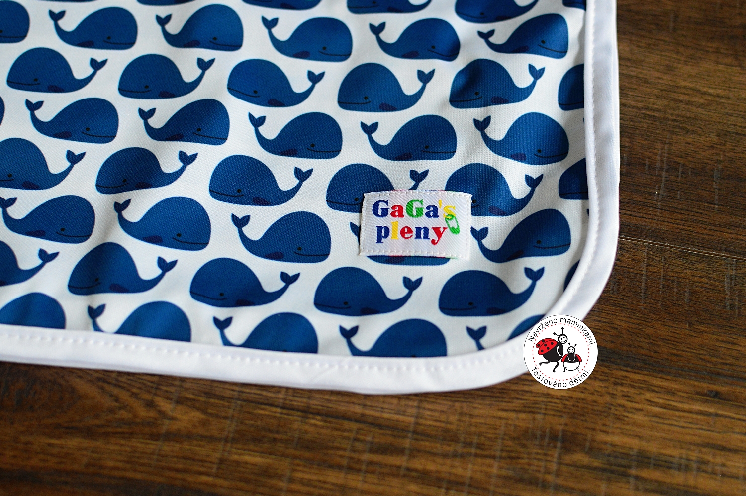 Přebalovací podložka Velryba