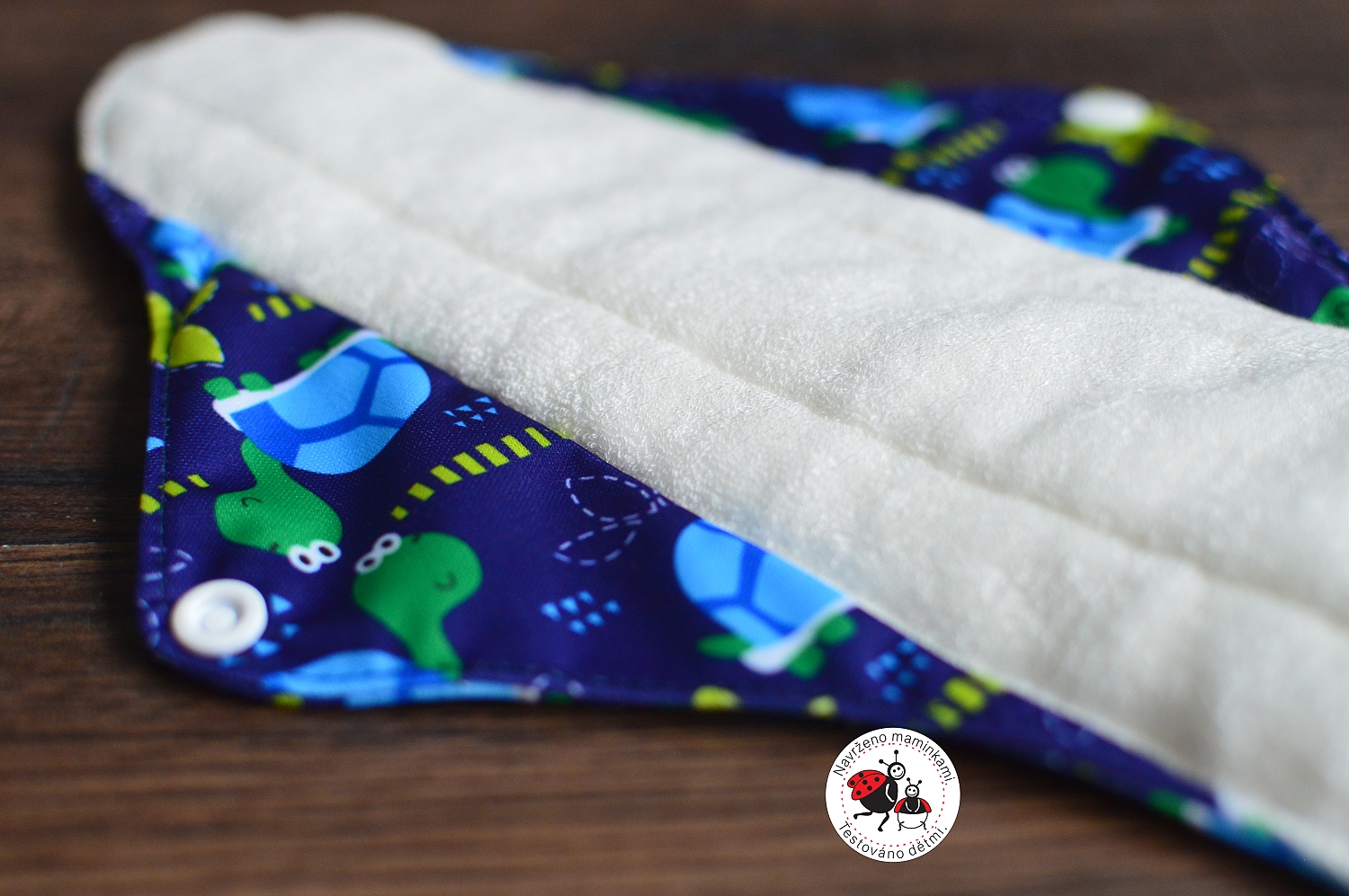 Noční menstruační vložka Želva