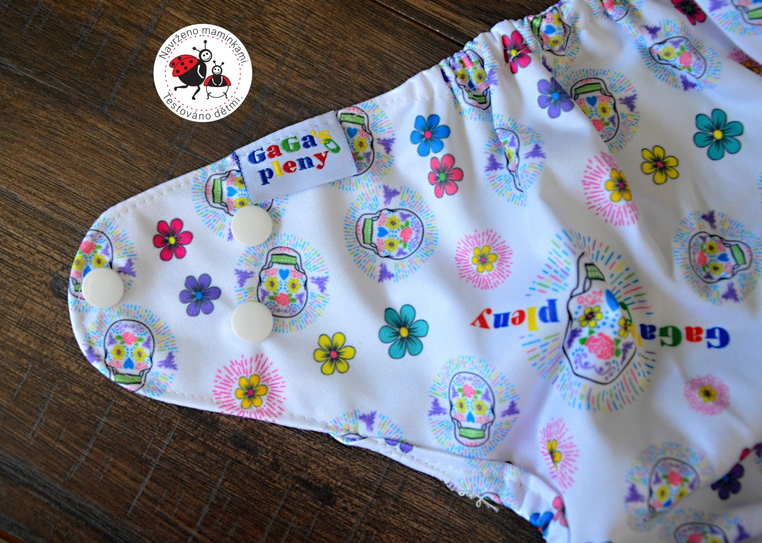 Svrchní kalhotky Lebky GaGa's na patentky