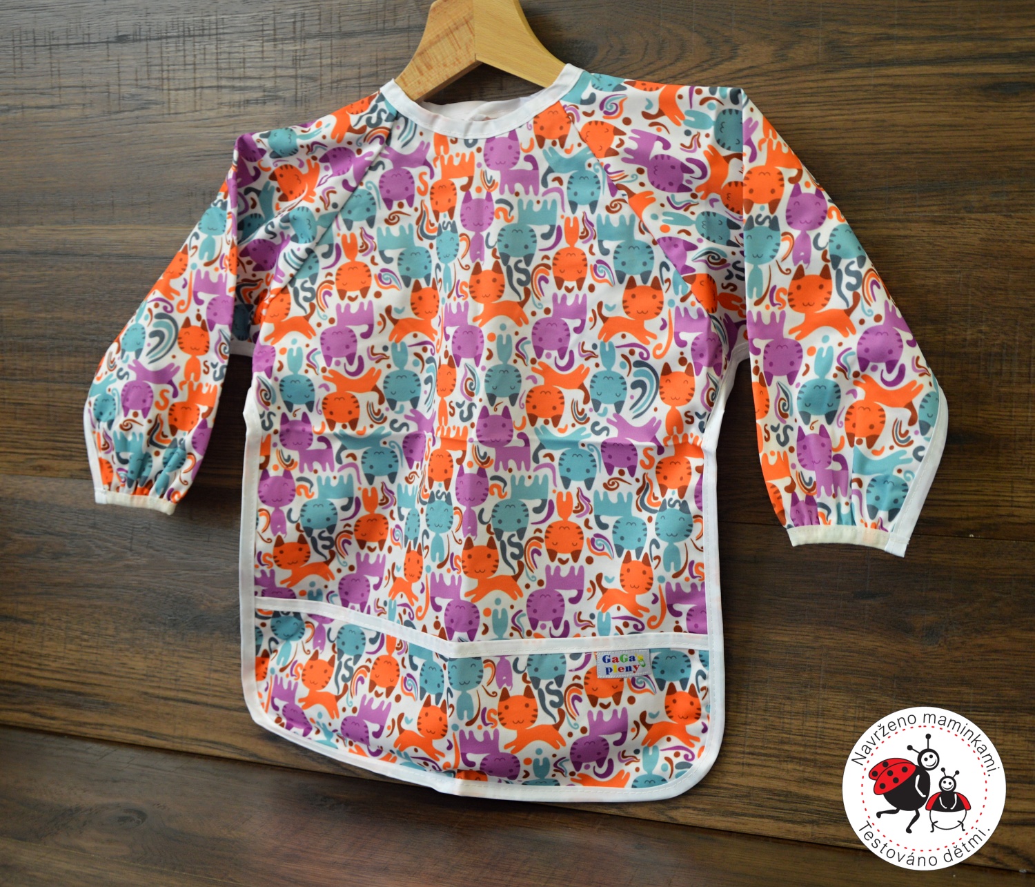 Bryndák s rukávy Barevné kočky