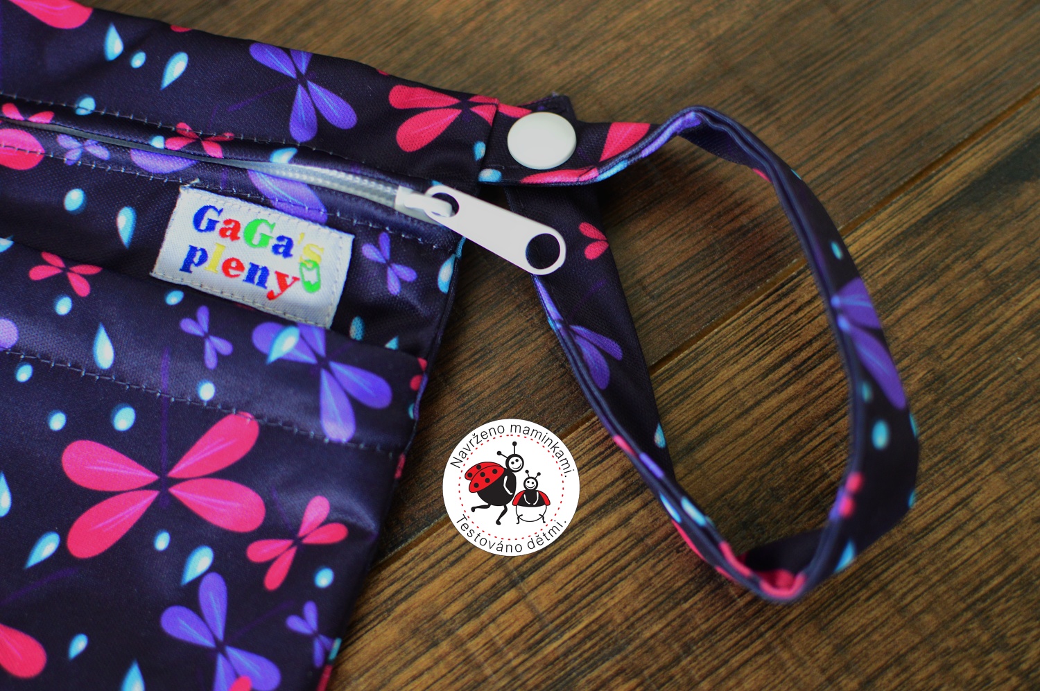 Nepromokavá taštička Motýl