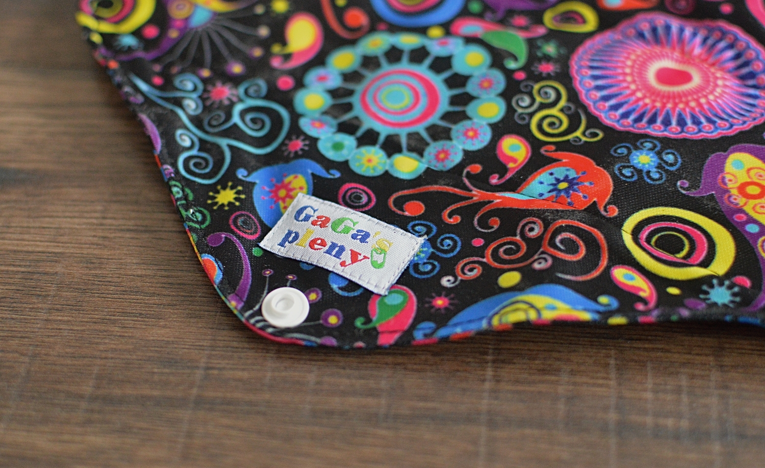 Denní menstruační vložka Páv Uhlík