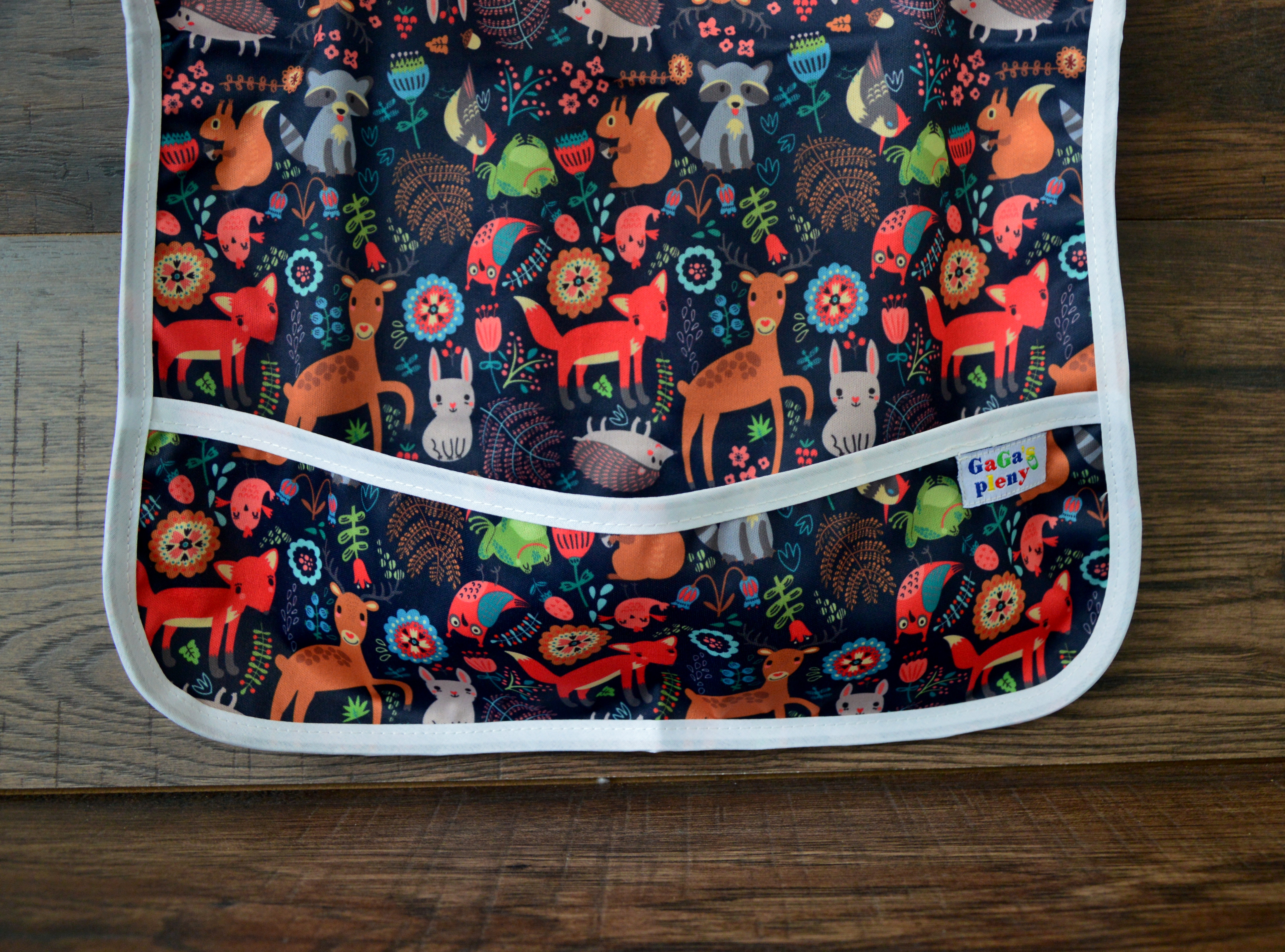 Bryndák s rukávy Lesní svět