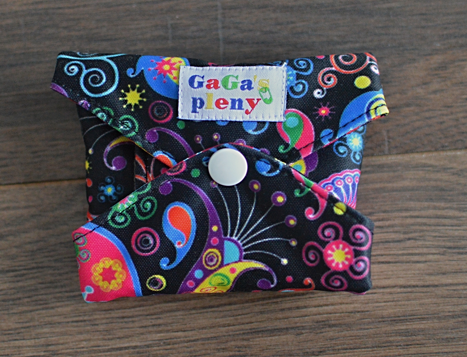 Denní menstruační vložka Páv Uhlík