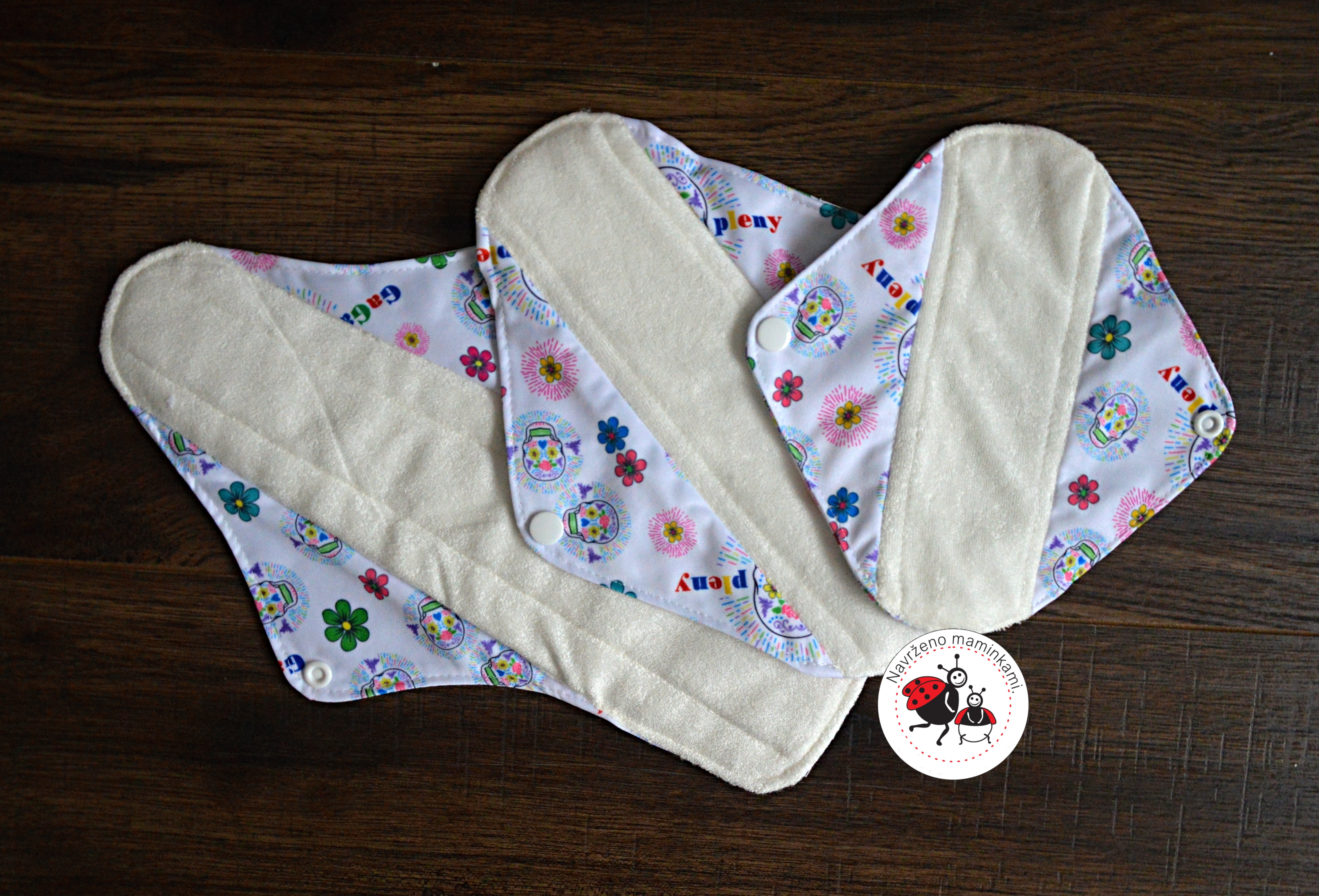 Slipová vložka Lebky GaGa's